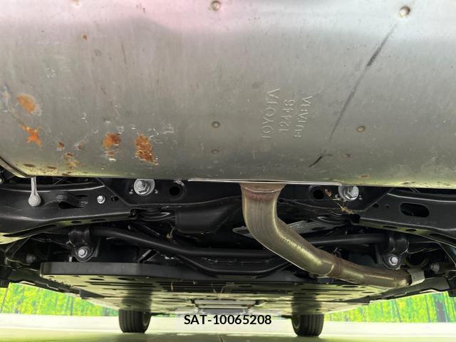 Toyota PRIUS 2024-04 8280487-18