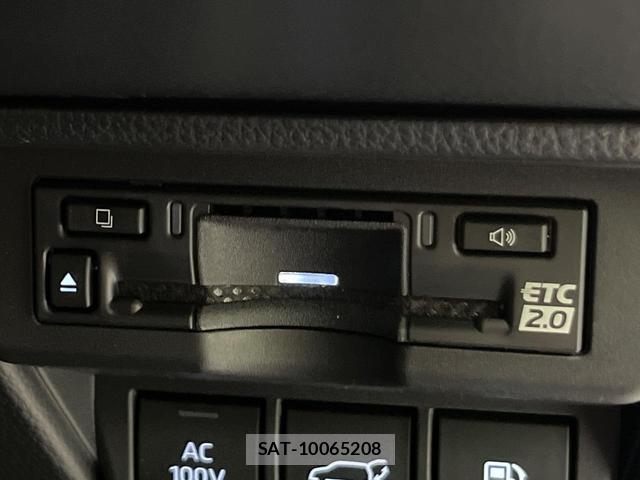 Toyota PRIUS 2024-04 8280487-6