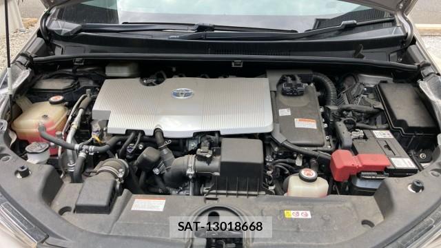 Toyota PRIUS 2017-08 8280529-7