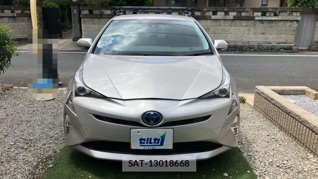 Toyota PRIUS 2017-08 8280529-9