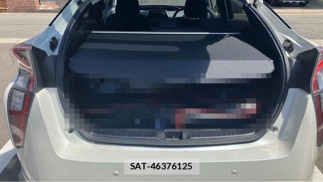 Toyota PRIUS 2018-08 8280558-17