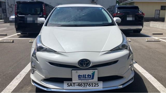Toyota PRIUS 2018-08 8280558-9