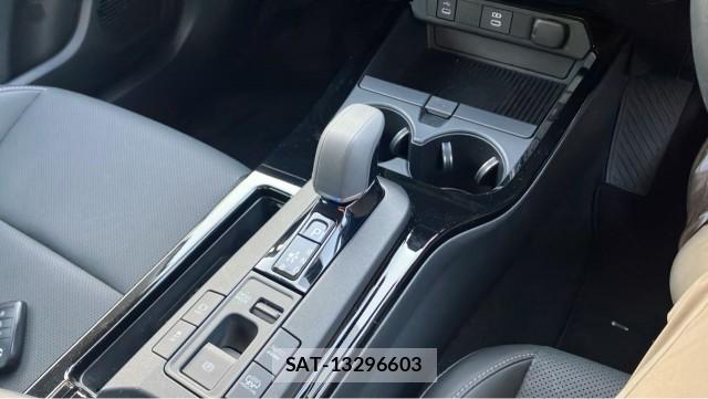Toyota PRIUS 2024-04 8280578-14