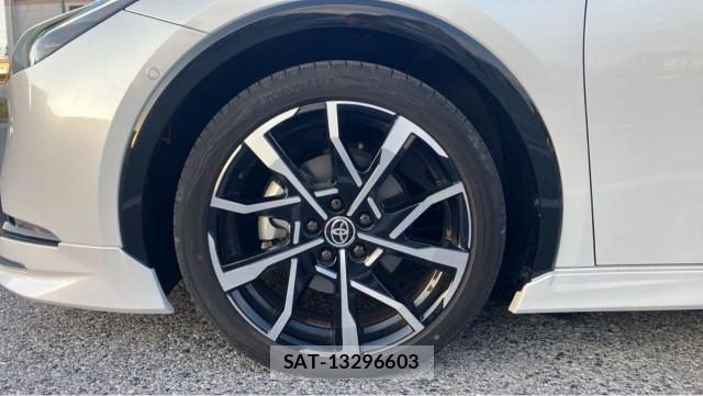 Toyota PRIUS 2024-04 8280578-8