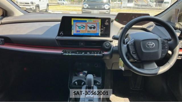 Toyota PRIUS 2023-06 8280586-2