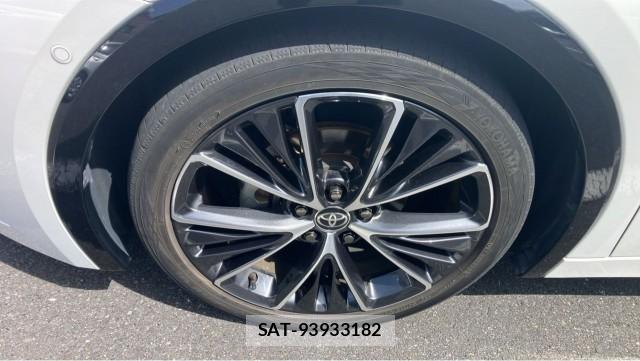 Toyota PRIUS 2024-01 8280650-8