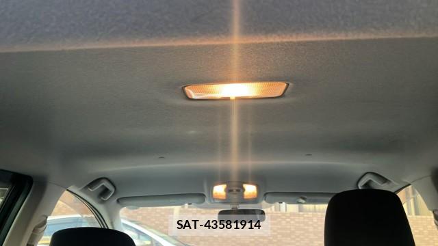 Toyota PRIUS 2012-06 8280670-15