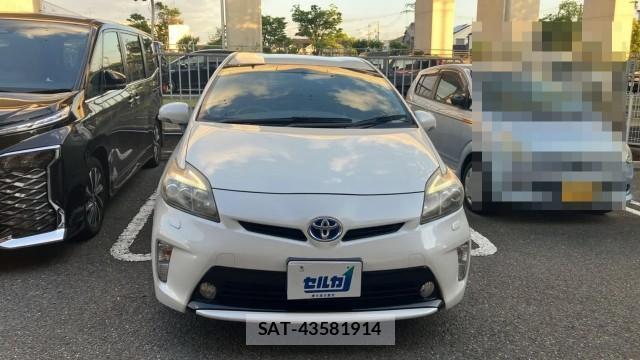 Toyota PRIUS 2012-06 8280670-9