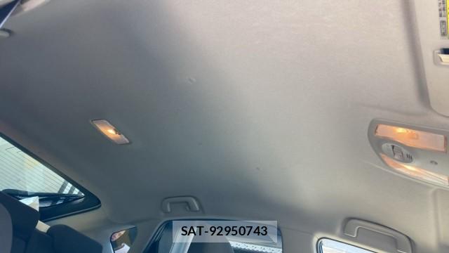 Toyota PRIUS 2011-12 8280674-15