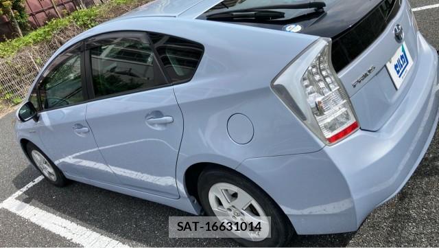 Toyota PRIUS 2010-08 8280748-13