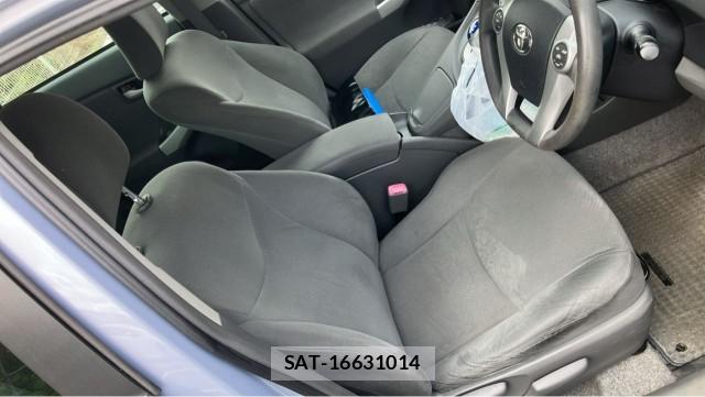 Toyota PRIUS 2010-08 8280748-5