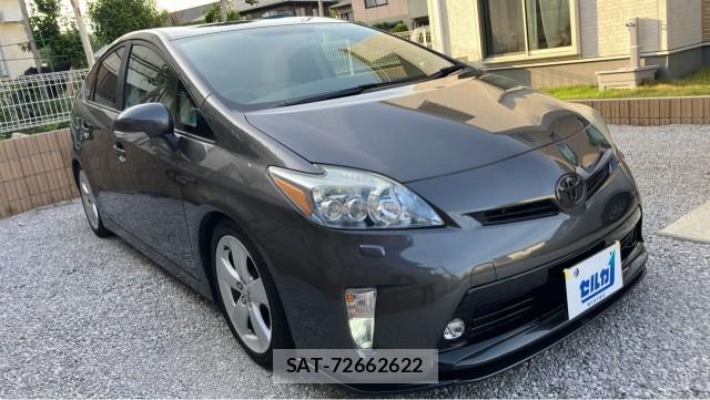 Toyota PRIUS 2011-02 8280879-11
