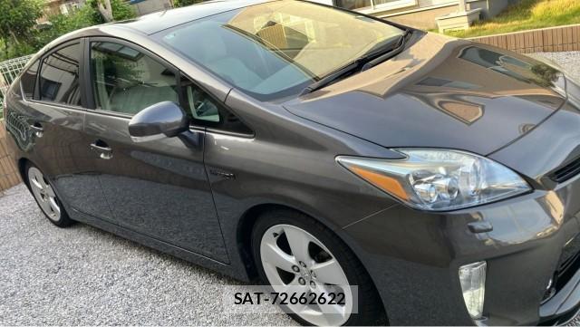 Toyota PRIUS 2011-02 8280879-3