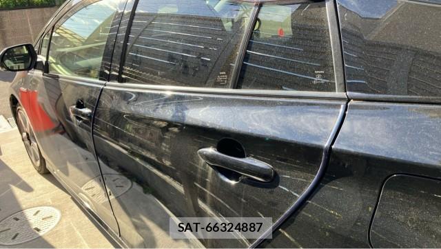 Toyota PRIUS 2019-03 8280928-10