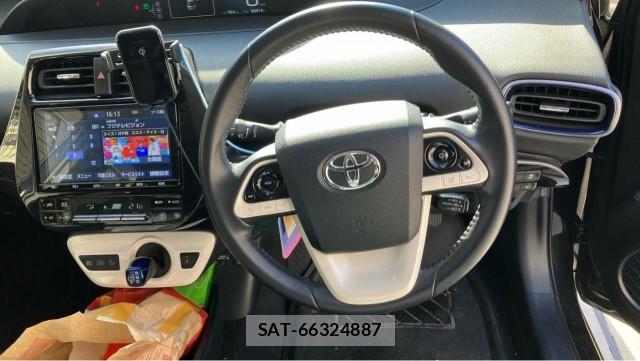 Toyota PRIUS 2019-03 8280928-16