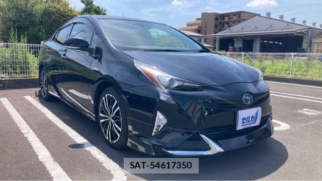 Toyota PRIUS 2017-02 8280957-11