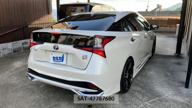 Toyota PRIUS 2020-02 8281014-12