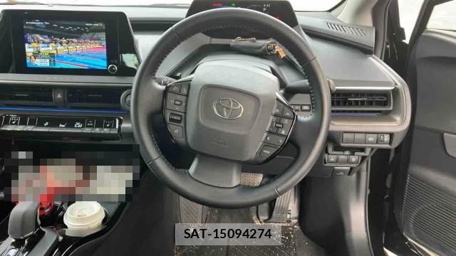 Toyota PRIUS 2025-01 8281042-16
