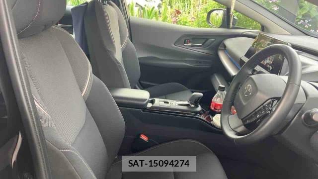 Toyota PRIUS 2025-01 8281042-5