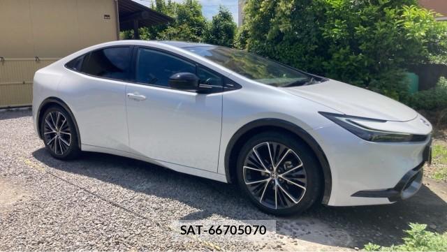 Toyota PRIUS 2024-02 8281134-11