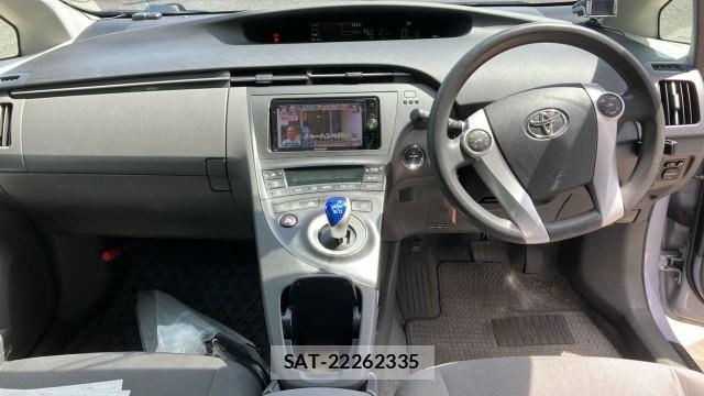 Toyota PRIUS 2009-07 8281182-2