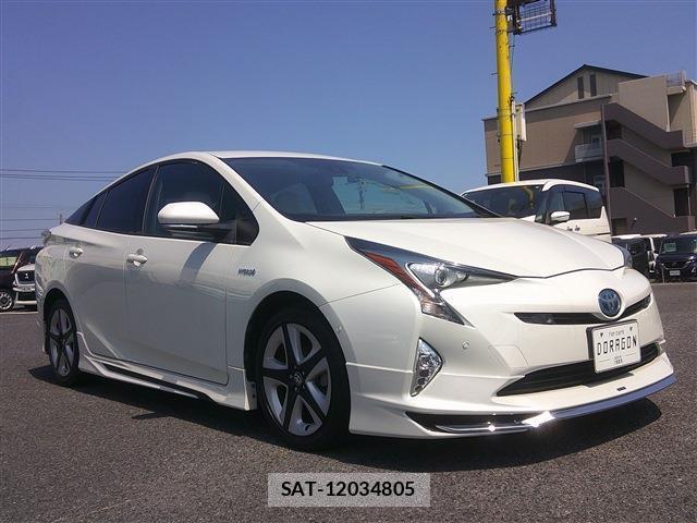 Toyota PRIUS 2016-07 8281213-3