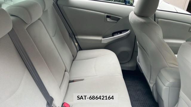 Toyota PRIUS 2012-07 8281278-6