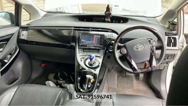 Toyota PRIUS 2010-07 8281344-2