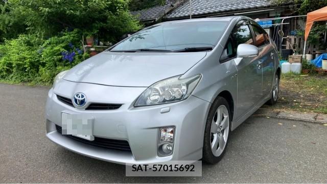 Toyota PRIUS 2011-07 8281425-0