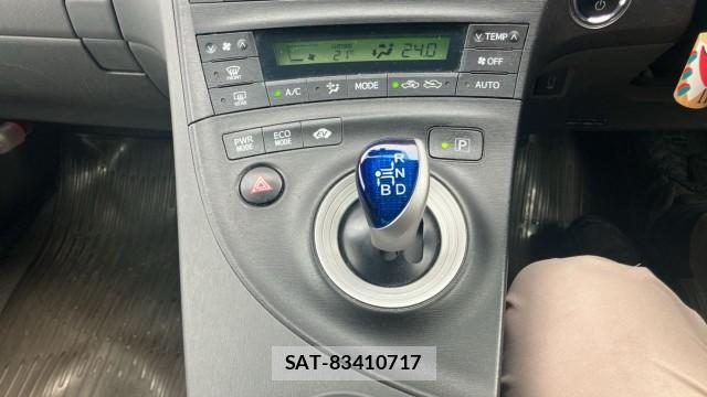 Toyota PRIUS 2009-09 8281434-14