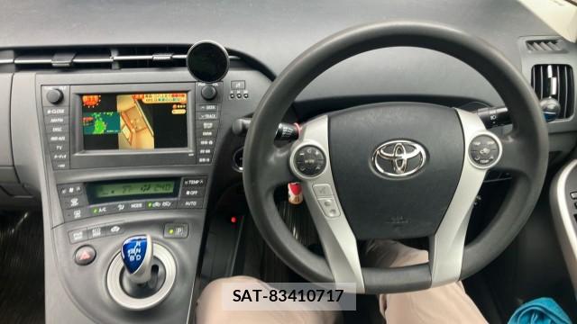 Toyota PRIUS 2009-09 8281434-16
