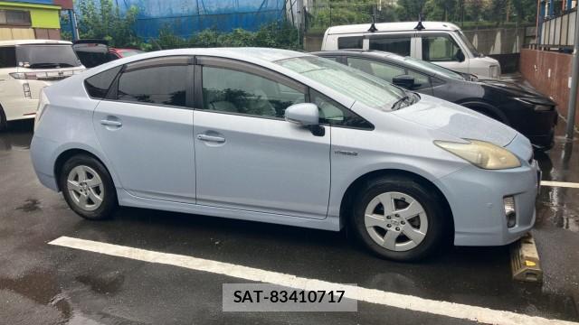 Toyota PRIUS 2009-09 8281434-3