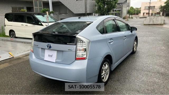 Toyota PRIUS 2010-07 8281455-13