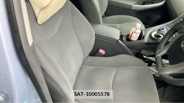 Toyota PRIUS 2010-07 8281455-5