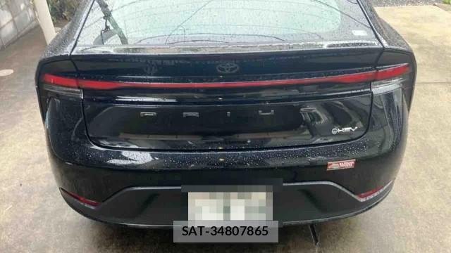 Toyota PRIUS 2025-02 8281464-1