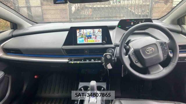 Toyota PRIUS 2025-02 8281464-2