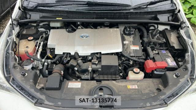 Toyota PRIUS 2017-08 8281490-7