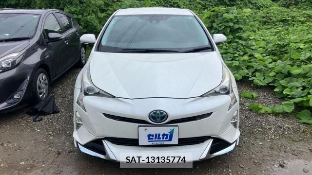 Toyota PRIUS 2017-08 8281490-9