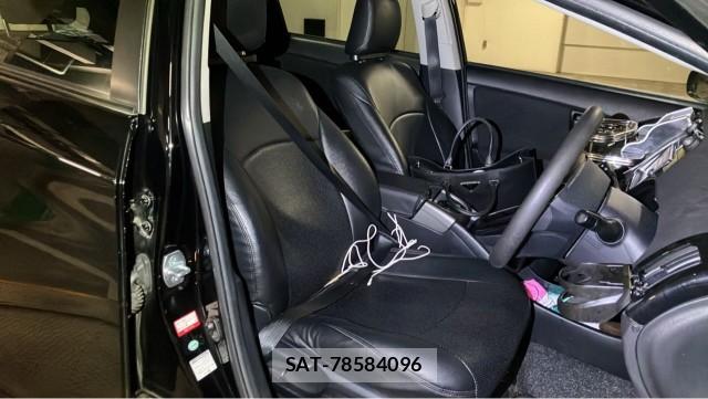 Toyota PRIUS 2015-06 8281510-5