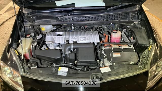 Toyota PRIUS 2015-06 8281510-7