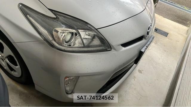 Toyota PRIUS 2012-01 8281511-11