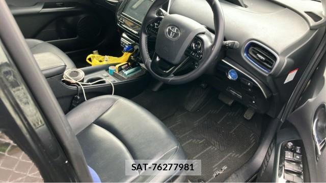 Toyota PRIUS 2021-03 8281512-5