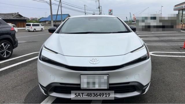 Toyota PRIUS 2023-09 8281544-9