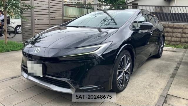 Toyota PRIUS 2023-05 8281558-11