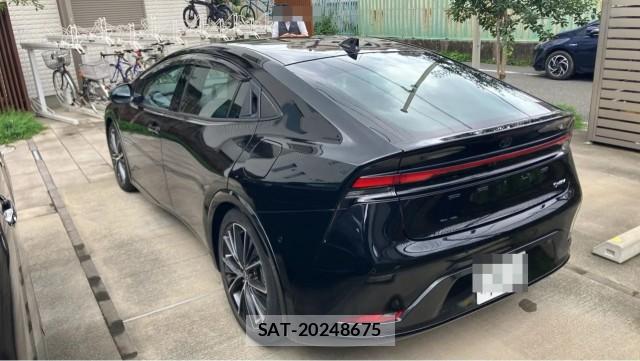 Toyota PRIUS 2023-05 8281558-12