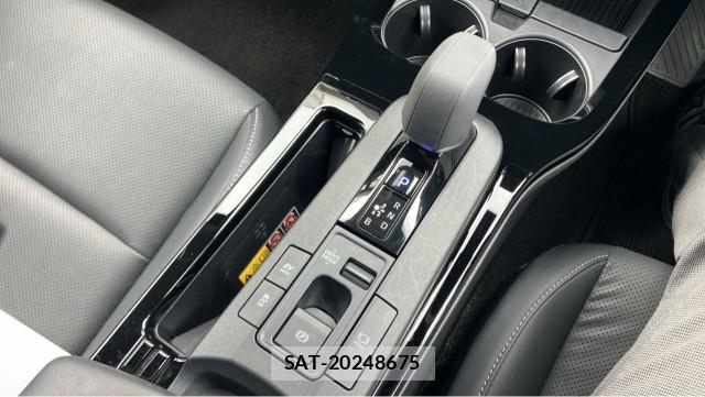 Toyota PRIUS 2023-05 8281558-14