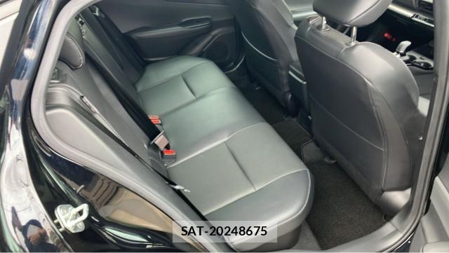 Toyota PRIUS 2023-05 8281558-6