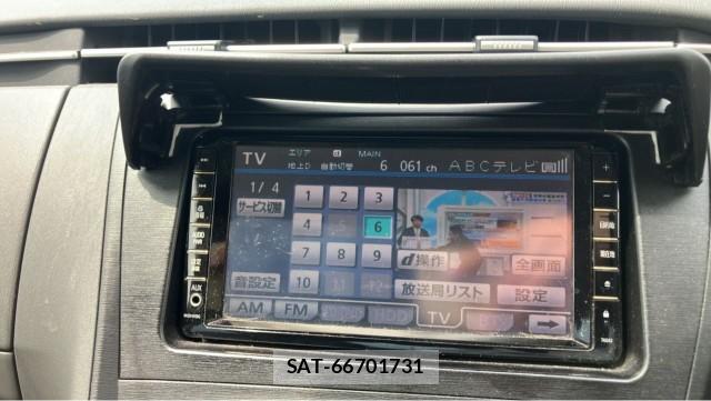 Toyota PRIUS 2010-04 8281571-4