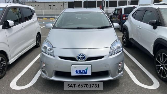 Toyota PRIUS 2010-04 8281571-9