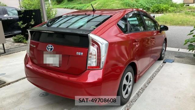 Toyota PRIUS 2013-12 8281603-12